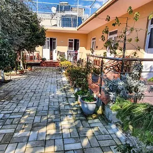 Apartament Berti, Wlora